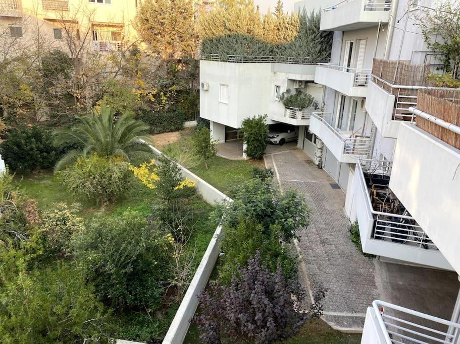 Spacious And Sunkissed 3Br & 2 Bathrooms Apartment Афины Экстерьер фото