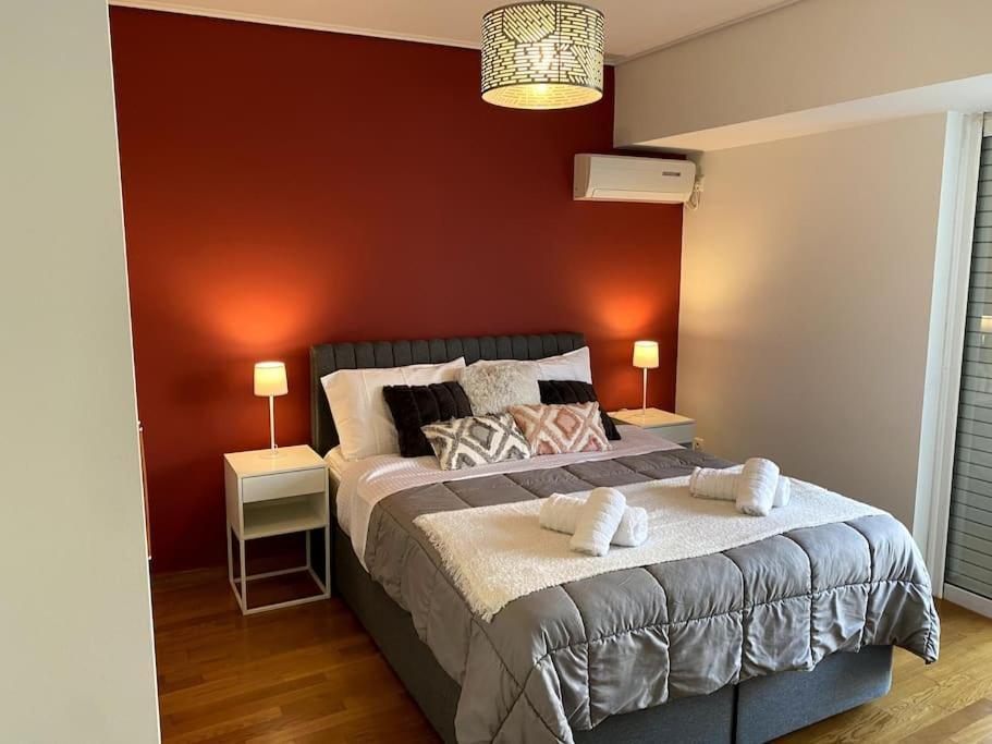Spacious And Sunkissed 3Br & 2 Bathrooms Apartment Афины Экстерьер фото