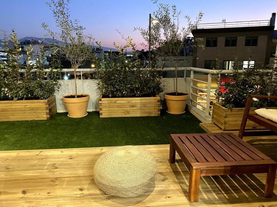 Spacious And Sunkissed 3Br & 2 Bathrooms Apartment Афины Экстерьер фото